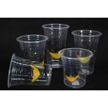 Vasos de jugo de plástico para llevar